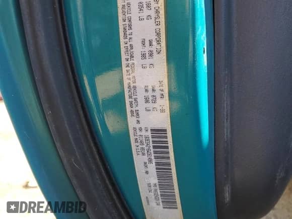 1998 Dodge Neon with VIN 1B3ES42Y6WD614905, listed as a Copart auction lot 48993345 with 84,899 mi miles and Clean title. Bid and sale history available at DreamBid. Image 12.