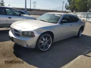 2008 Dodge Charger с VIN 2B3LA43R48H313752, выставлен на аукционе Copart как лот 62012954 с пробегом 187 580 миль миль и Списание • Salvage title. История ставок и продаж доступна на DreamBid. Изображение 1.