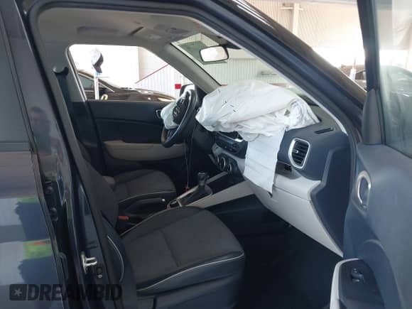 2021 Hyundai Venue SEL с VIN KMHRC8A3XMU127953, выставлен на аукционе IAAI как лот 43144175 с пробегом 31 797 миль миль и . История ставок и продаж доступна на DreamBid. Изображение 5.