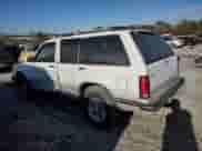 1993 Chevrolet Blazer с VIN 1GNCS13W2P2176146, выставлен на аукционе Copart как лот 83377744 с пробегом 135 816 миль миль и На запчасти • Non repairable. История ставок и продаж доступна на DreamBid. Изображение 2.