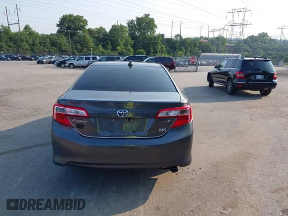 2013 Toyota Camry LE z VIN 4T1BD1FK5DU074343, wystawiony jako IAAI lot #42908273 z przebiegiem 180 827 mil mil oraz . Historia ofert i sprzedaży dostępna na DreamBid. Obrazek 16.