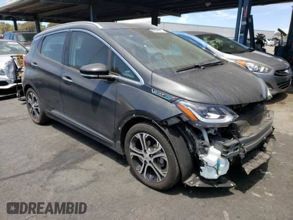 2020 Chevrolet Bolt EV Premier z VIN 1G1FZ6S00L4117034, wystawiony jako Copart lot #60944383 z przebiegiem 4 317 mil mil oraz . Historia ofert i sprzedaży dostępna na DreamBid. Obrazek 4.