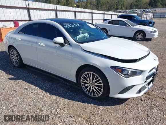 2020 Mercedes-Benz CLA 250 z VIN W1K5J4GB5LN085240, wystawiony jako IAAI lot #40909168 z przebiegiem 97 787 mil mil oraz . Historia ofert i sprzedaży dostępna na DreamBid. Obrazek 1.