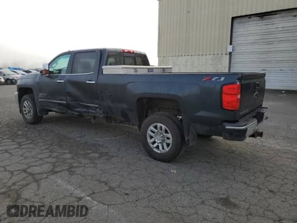 2019 Chevrolet Silverado 3500HD LTZ с VIN 1GC4KXEY1KF187901, выставлен на аукционе Copart как лот 50306325 с пробегом 74 057 миль миль и Списание • Salvage title. История ставок и продаж доступна на DreamBid. Изображение 2.