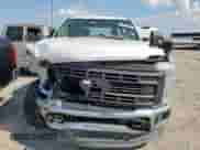2024 Ford F-250 XL с VIN 1FT7W2BT9REF83927, выставлен на аукционе Copart как лот 52685335 с пробегом 13 228 миль миль и Списание • Salvage title. История ставок и продаж доступна на DreamBid. Изображение 5.