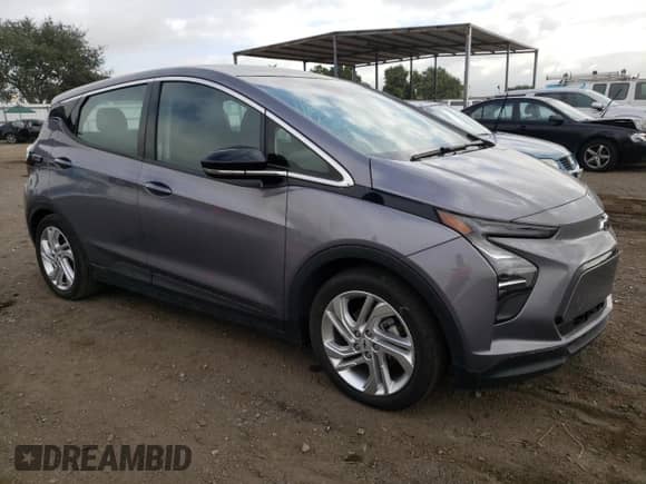 2022 Chevrolet Bolt EV 1LT z VIN 1G1FW6S07N4127653, wystawiony jako Copart lot #71809133 z przebiegiem 12 296 mil mil oraz . Historia ofert i sprzedaży dostępna na DreamBid. Obrazek 4.