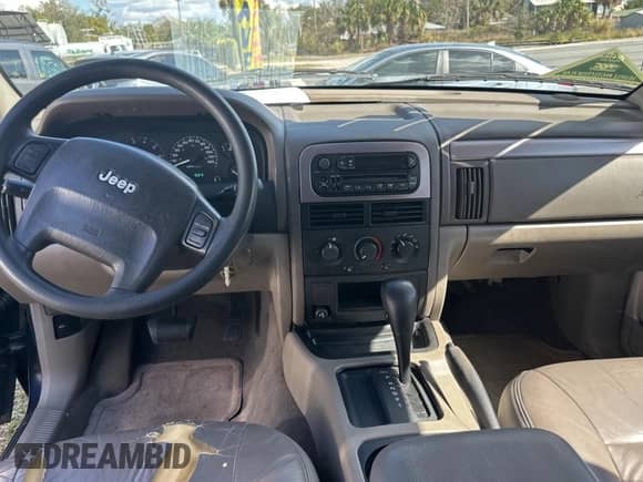 2004 Jeep Grand Cherokee Laredo с VIN 1J4GX48N24C436753, выставлен на аукционе Copart как лот 45039845 с пробегом 114 024 миль миль и Чистый • Clean title. История ставок и продаж доступна на DreamBid. Изображение 9.