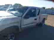 2004 Chevrolet Silverado 1500 LS с VIN 1GCEK19T84E256575, выставлен на аукционе IAAI как лот 43346393 с пробегом 148 581 миль миль и . История ставок и продаж доступна на DreamBid. Изображение 12.