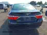 2017 Toyota Camry LE z VIN 4T1BF1FK6HU675115, wystawiony jako IAAI lot #43438373 z przebiegiem 194 887 mil mil oraz . Historia ofert i sprzedaży dostępna na DreamBid. Obrazek 17.