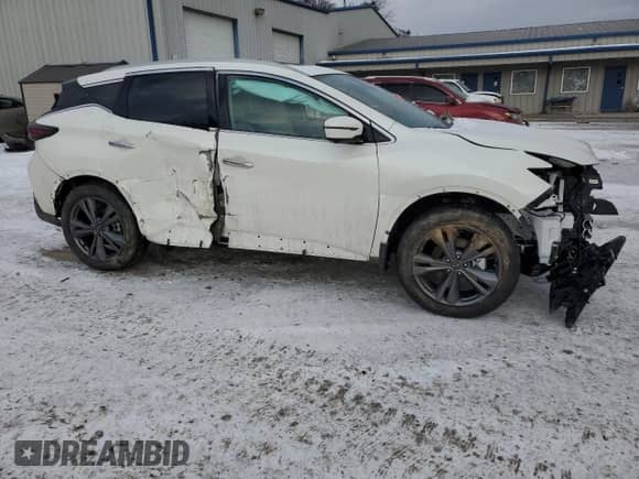 2024 Nissan Murano Platinum with VIN 5N1AZ2DS8RC128530, listed as a Copart auction lot 42356655 with 325 mi miles and Non repairable. Bid and sale history available at DreamBid. Image 4.
