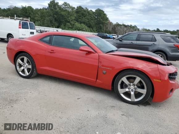 2011 Chevrolet Camaro 1LT z VIN 2G1FB1ED0B9150181, wystawiony jako Copart lot #81626305 z przebiegiem 208 638 mil mil oraz Szkoda całkowita • Salvage title. Historia ofert i sprzedaży dostępna na DreamBid. Obrazek 4.