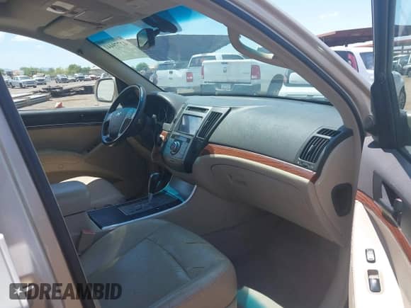 2008 Hyundai Veracruz GLS with VIN KM8NU13CX8U036395, listed as a IAAI auction lot 42779441 with 138,822 mi miles and . Bid and sale history available at DreamBid. Image 5.