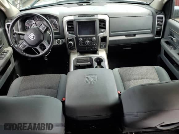 2018 Ram 1500 Big Horn z VIN 1C6RR7LM5JS244146, wystawiony jako Copart lot #68372385 z przebiegiem 56 819 mil mil oraz Czysty tytuł • Clean title. Historia ofert i sprzedaży dostępna na DreamBid. Obrazek 8.