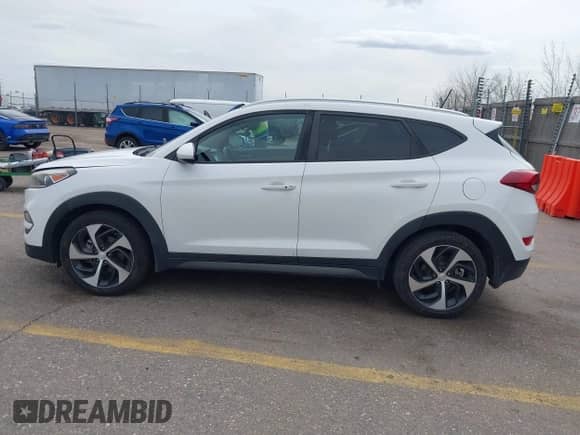 2016 Hyundai Tucson Sport z VIN KM8J3CA21GU253307, wystawiony jako IAAI lot #41998390 z przebiegiem 114 977 mil mil oraz . Historia ofert i sprzedaży dostępna na DreamBid. Obrazek 14.