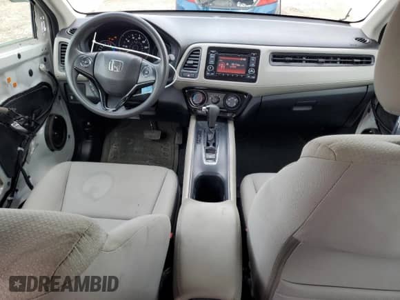 2020 Honda HR-V LX с VIN 3CZRU6H39LM719028, выставлен на аукционе Copart как лот 81802975 с пробегом 134 127 миль миль и Списание • Salvage title. История ставок и продаж доступна на DreamBid. Изображение 8.