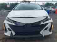 2018 Toyota Prius Plus z VIN JTDKARFP9J3098945, wystawiony jako IAAI lot #42471552 z przebiegiem 164 405 mil mil oraz . Historia ofert i sprzedaży dostępna na DreamBid. Obrazek 6.