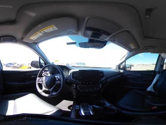 2022 Honda Pilot Touring 7-Passenger z VIN 5FNYF5H66NB034248, wystawiony jako IAAI lot #41777362 z przebiegiem 26 611 mil mil oraz . Historia ofert i sprzedaży dostępna na DreamBid. Obrazek 18.