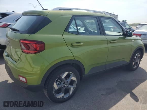 2024 Hyundai Venue SEL z VIN KMHRC8A39RU307352, wystawiony jako Copart lot #55145674 z przebiegiem 2 532 mil mil oraz Szkoda całkowita • Salvage title. Historia ofert i sprzedaży dostępna na DreamBid. Obrazek 3.