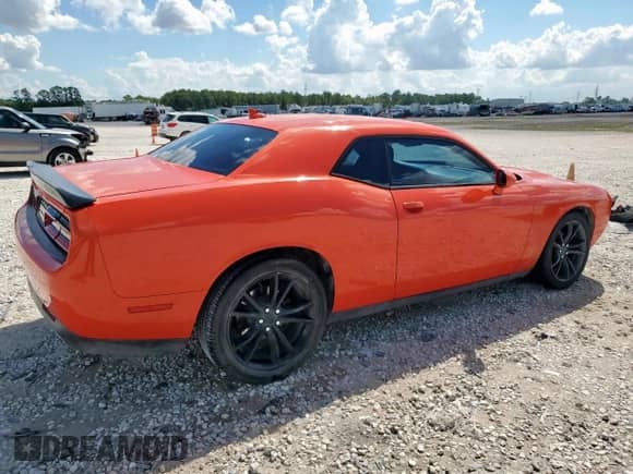 2016 Dodge Challenger SXT z VIN 2C3CDZAG0GH345010, wystawiony jako Copart lot #85373985 z przebiegiem 183 996 mil mil oraz Szkoda całkowita • Salvage title. Historia ofert i sprzedaży dostępna na DreamBid. Obrazek 3.