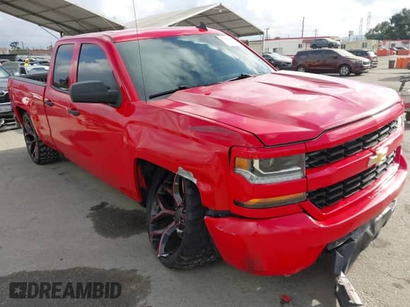 2016 Chevrolet Silverado 1500 Custom z VIN 1GCRCPEC0GZ370977, wystawiony jako IAAI lot #43161286 z przebiegiem 128 892 mil mil oraz . Historia ofert i sprzedaży dostępna na DreamBid. Obrazek 6.