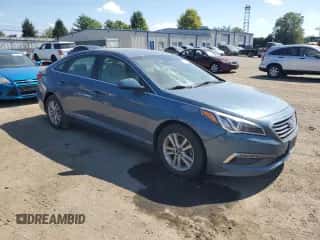 2015 Hyundai Sonata SE z VIN 5NPE24AF4FH210896, wystawiony jako Copart lot #71441175 z przebiegiem 129 290 mil mil oraz Czysty tytuł • Clean title. Historia ofert i sprzedaży dostępna na DreamBid. Obrazek 4.