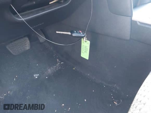 2013 Toyota Camry L with VIN 4T1BF1FKXDU668839, listed as a IAAI auction lot 43044573 with 286,919 mi miles and . Bid and sale history available at DreamBid. Image 11.