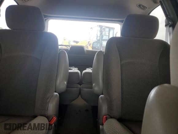 2004 Dodge Caravan SXT with VIN 1D4GP45R94B512281, listed as a Copart auction lot 55937235 with 150,370 mi miles and Salvage title. Bid and sale history available at DreamBid. Image 10.