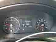 2019 Kia Sorento L z VIN 5XYPG4A36KG496705, wystawiony jako Copart lot #71458785 z przebiegiem 202 283 mil mil oraz Czysty tytuł • Clean title. Historia ofert i sprzedaży dostępna na DreamBid. Obrazek 9.