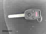 2006 Honda Accord EX с VIN 1HGCM56776A027042, выставлен на аукционе IAAI как лот 42939523 с пробегом 149 630 миль миль и . История ставок и продаж доступна на DreamBid. Изображение 11.