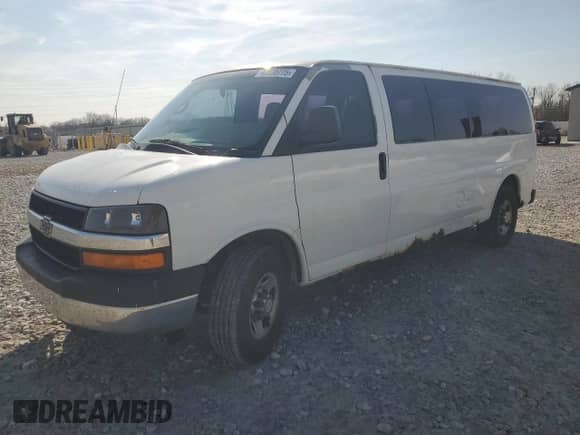 2007 Chevrolet Express Passenger with VIN 1GAHG39UX71122058, listed as a Copart auction lot 49038775 with 190,918 mi miles and Salvage title. Bid and sale history available at DreamBid. Image 1.