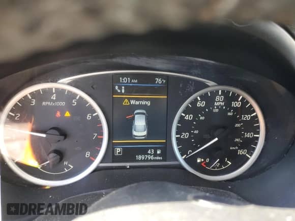 2019 Nissan Sentra SV with VIN 3N1AB7AP6KY372246, listed as a Copart auction lot 84962925 with 189,796 mi miles and Salvage title. Bid and sale history available at DreamBid. Image 9.