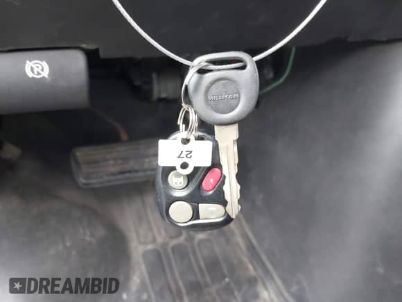 2006 Chevrolet Express Passenger с VIN 1GAHG39UX61106876, выставлен на аукционе IAAI как лот 42722638 с пробегом 157 081 миль миль и . История ставок и продаж доступна на DreamBid. Изображение 11.