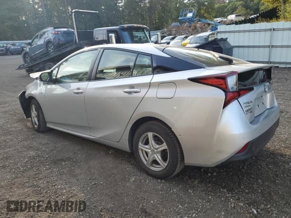 2021 Toyota Prius LE with VIN JTDL9MFU0M3026669, listed as a Copart auction lot 81069125 with 86,132 mi miles and Salvage title. Bid and sale history available at DreamBid. Image 2.