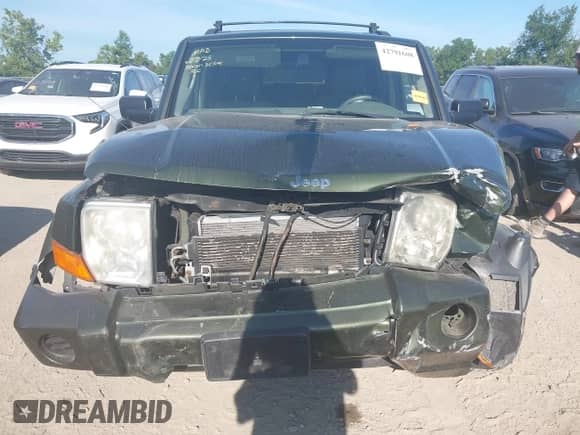 2007 Jeep Commander Sport с VIN 1J8HG48K47C567356, выставлен на аукционе IAAI как лот 42791608 с пробегом 159 517 миль миль и . История ставок и продаж доступна на DreamBid. Изображение 13.