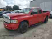 2003 Dodge 1500 ST z VIN 1D7HU18N23S135041, wystawiony jako Copart lot #70694204 z przebiegiem 101 155 mil mil oraz Szkoda całkowita • Salvage title. Historia ofert i sprzedaży dostępna na DreamBid. Obrazek 1.