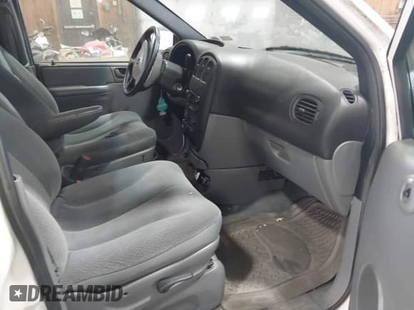 2004 Dodge Caravan SE с VIN 1D4GP24R14B602918, выставлен на аукционе IAAI как лот 42796741 с пробегом 106 189 миль миль и . История ставок и продаж доступна на DreamBid. Изображение 5.