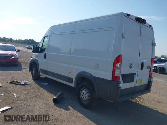2014 Ram ProMaster Cargo с VIN 3C6TRVBGXEE115849, выставлен на аукционе IAAI как лот 43022451 с пробегом 282 791 миль миль и . История ставок и продаж доступна на DreamBid. Изображение 3.