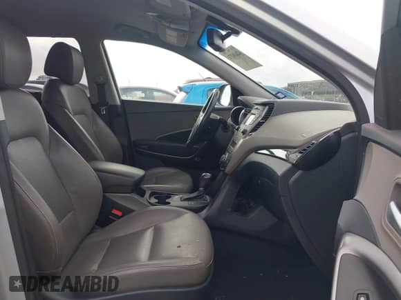 2016 Hyundai Santa Fe SE с VIN KM8SN4HF1GU164687, выставлен на аукционе IAAI как лот 42438271 с пробегом 133 233 миль миль и . История ставок и продаж доступна на DreamBid. Изображение 5.