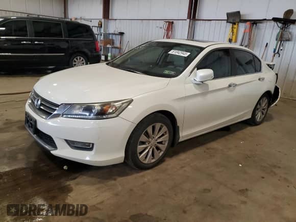 2013 Honda Accord EX z VIN 1HGCR2F79DA124627, wystawiony jako Copart lot #81042945 z przebiegiem 108 403 mil mil oraz Szkoda całkowita • Salvage title. Historia ofert i sprzedaży dostępna na DreamBid. Obrazek 1.