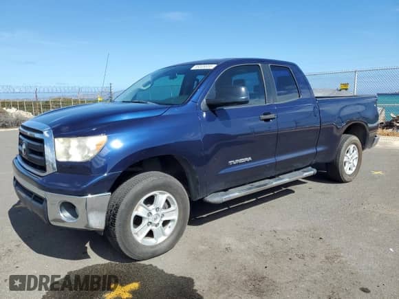 2011 Toyota Tundra с VIN 5TFRM5F10BX028500, выставлен на аукционе Copart как лот 69308855 с пробегом 147 623 миль миль и Списание • Salvage title. История ставок и продаж доступна на DreamBid. Изображение 1.