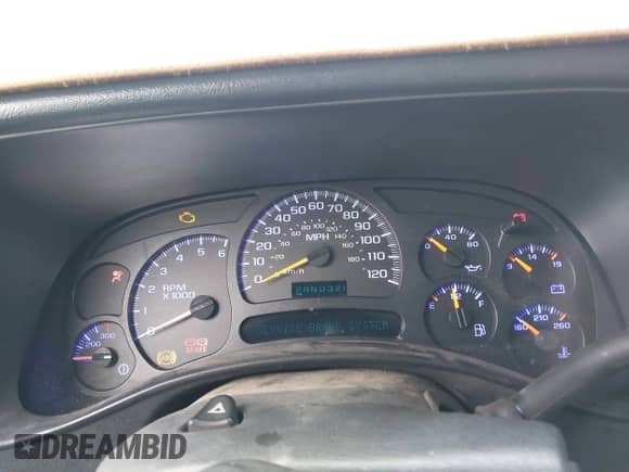 2006 Chevrolet Silverado 2500HD Work Truck z VIN 1GCHC24U66E161015, wystawiony jako IAAI lot #41235879 z przebiegiem 60 814 mil mil oraz . Historia ofert i sprzedaży dostępna na DreamBid. Obrazek 7.