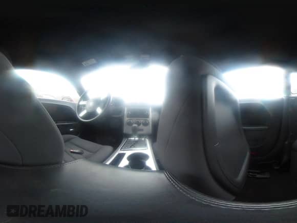 2010 Dodge Challenger SE with VIN 2B3CJ4DV8AH202896, listed as a IAAI auction lot 43435651 with 70,874 mi miles and . Bid and sale history available at DreamBid. Image 18.