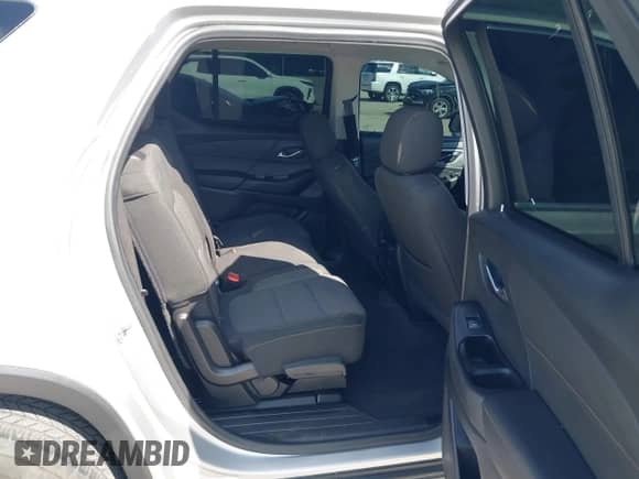 2020 Chevrolet Traverse LS с VIN 1GNERFKW1LJ250465, выставлен на аукционе IAAI как лот 43244251 с пробегом 124 464 миль миль и . История ставок и продаж доступна на DreamBid. Изображение 8.