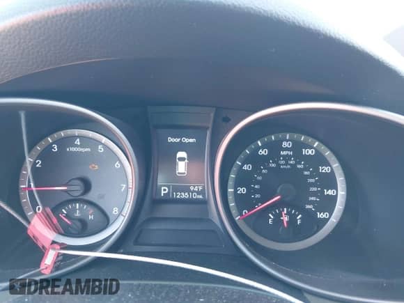 2016 Hyundai Santa Fe with VIN 5XYZU3LBXGG316388, listed as a IAAI auction lot 43215922 with 123,510 mi miles and . Bid and sale history available at DreamBid. Image 16.
