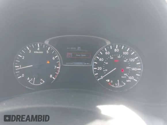 2017 Nissan Pathfinder SL with VIN 5N1DR2MM9HC602658, listed as a IAAI auction lot 43232301 with 121,211 mi miles and . Bid and sale history available at DreamBid. Image 7.