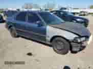 1993 Honda Civic z VIN JHMEG8558PS039517, wystawiony jako Copart lot #48209815 z przebiegiem 109 999 mil mil oraz Szkoda całkowita • Salvage title. Historia ofert i sprzedaży dostępna na DreamBid. Obrazek 4.