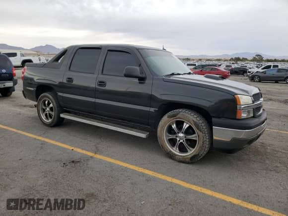 2005 Chevrolet Avalanche Z66 с VIN 3GNEC12Z95G136751, выставлен на аукционе Copart как лот 70385765 с пробегом 185 656 миль миль и Списание • Salvage title. История ставок и продаж доступна на DreamBid. Изображение 4.