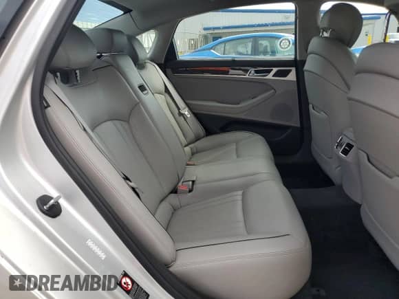 2016 Hyundai Genesis 3.8L с VIN KMHGN4JE8GU137963, выставлен на аукционе Copart как лот 84047725 с пробегом 67 983 миль миль и Списание • Salvage title. История ставок и продаж доступна на DreamBid. Изображение 10.