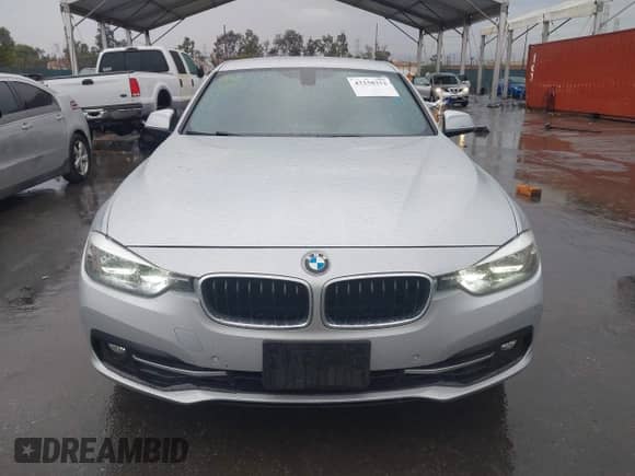 2017 BMW 3 Series 330i with VIN WBA8B9G50HNU48608, listed as a IAAI auction lot 43258352 with 71,168 mi miles and . Bid and sale history available at DreamBid. Image 12.