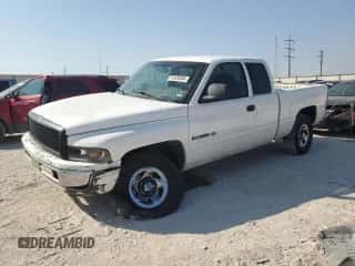 2000 Dodge 1500 с VIN 3B7HF12Y0YG147372, выставлен на аукционе Copart как лот 74925094 с пробегом 247 162 миль миль и Списание • Salvage title. История ставок и продаж доступна на DreamBid. Изображение 1.